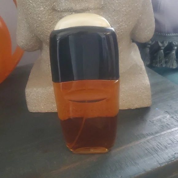 Perry Ellis - Picture 1 of 4